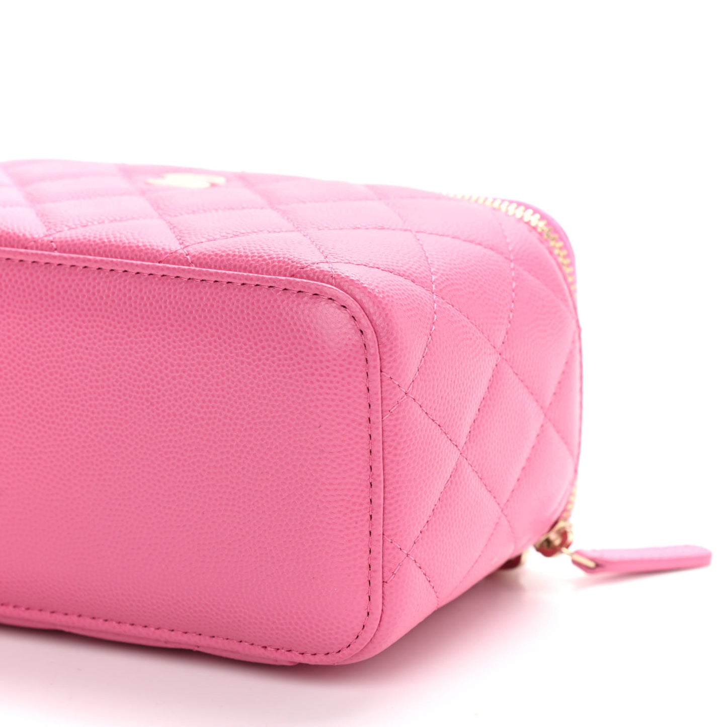 Caviar Quilted Small Vanity Case With Chain Pink