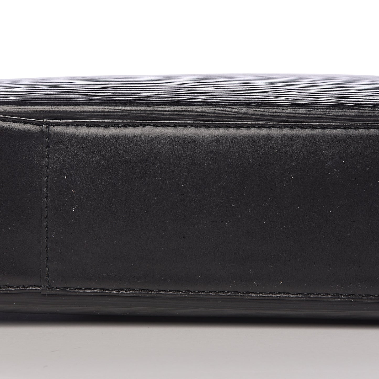 Epi Voltaire Black
