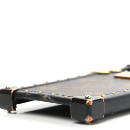 Louis Vuitton Monogram Eye-Trunk iPhone X/XS Case 9 of 10