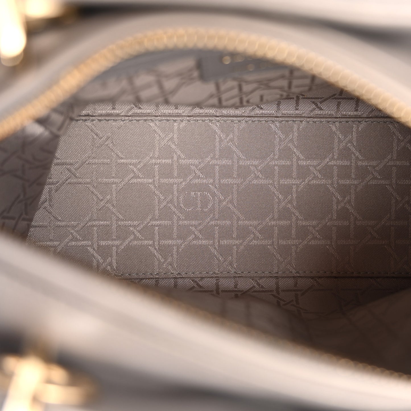 Lambskin Cannage Medium Lady Dior Grey