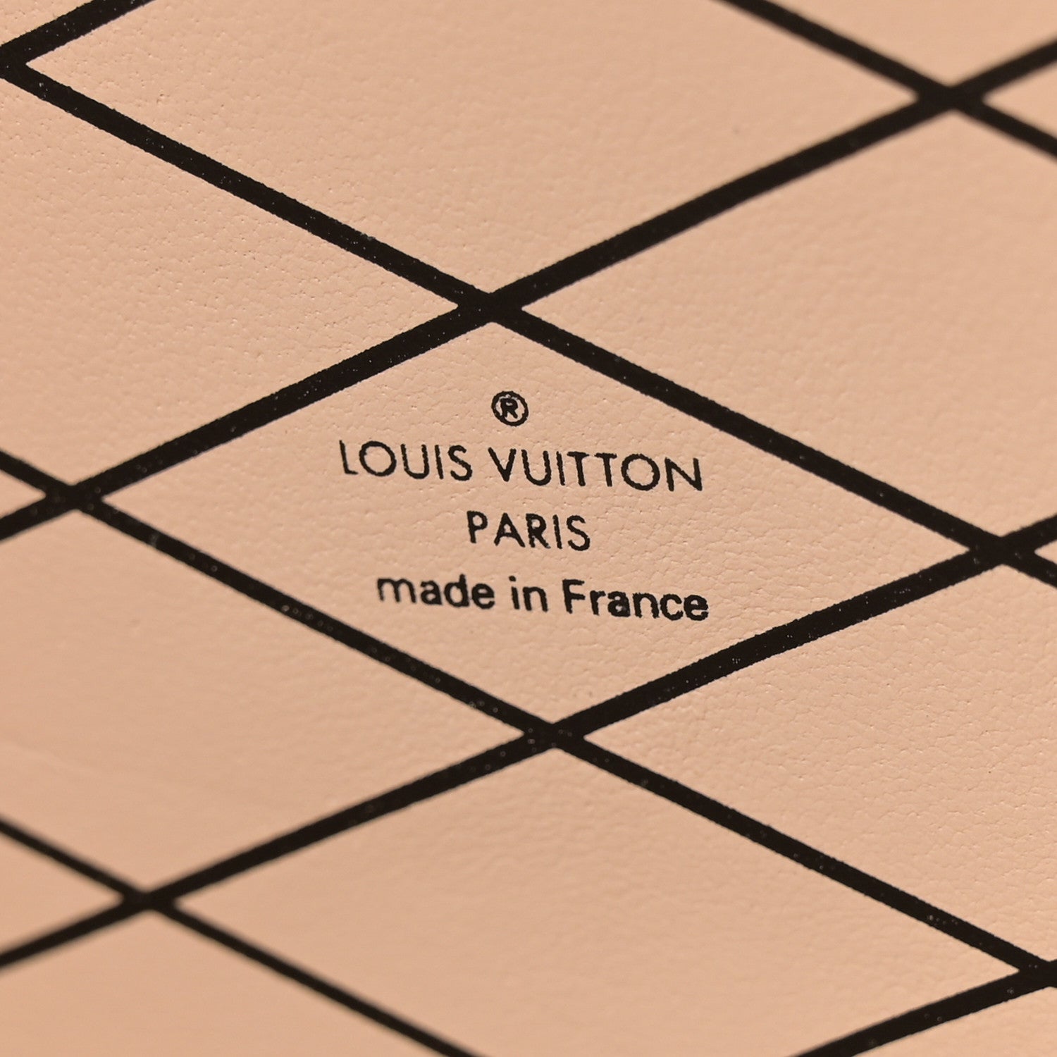 Louis Vuitton Monogram Petite Boite Chapeau 6 of 11