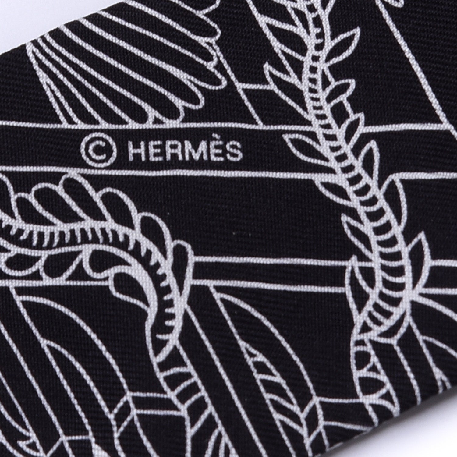 Hermes Silk Animapolis Twilly Black White 4 of 4