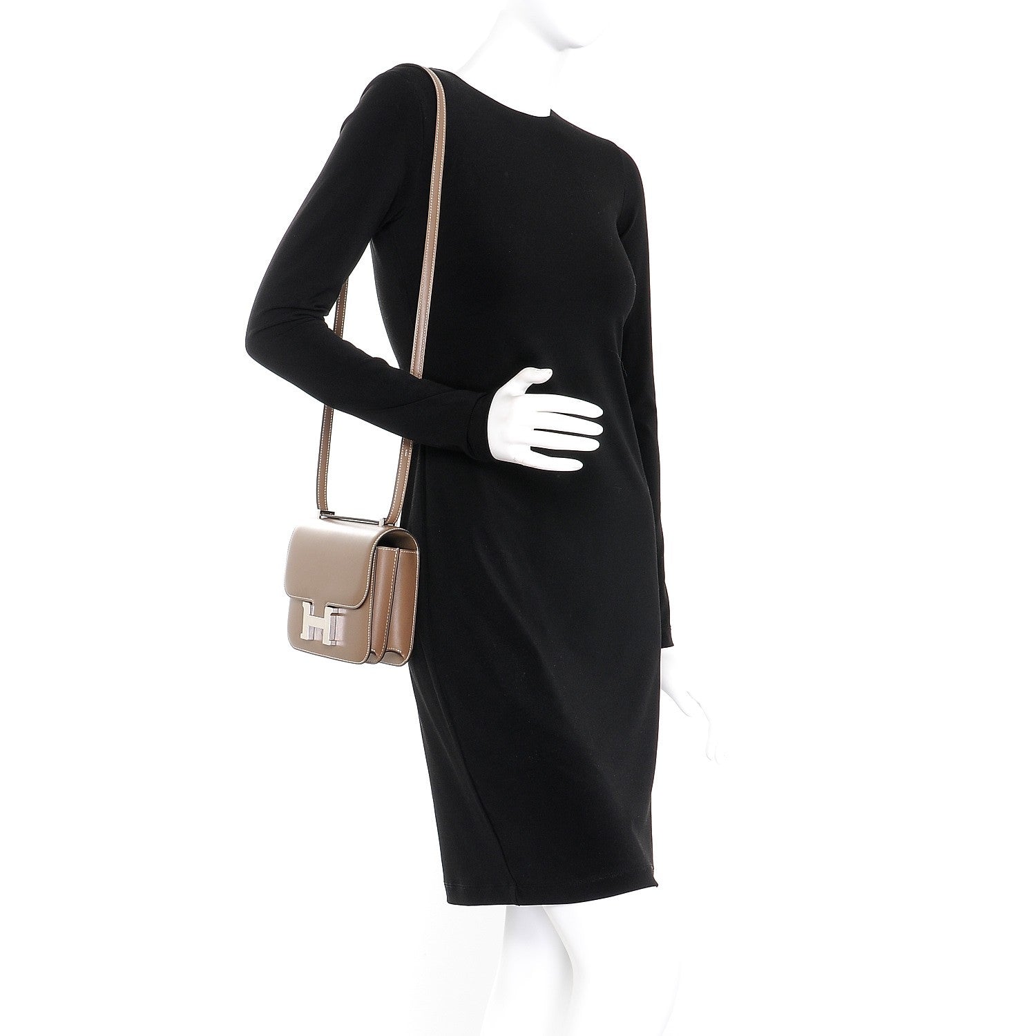 Hermes Tadelakt Constance 18 Etoupe 2 of 18