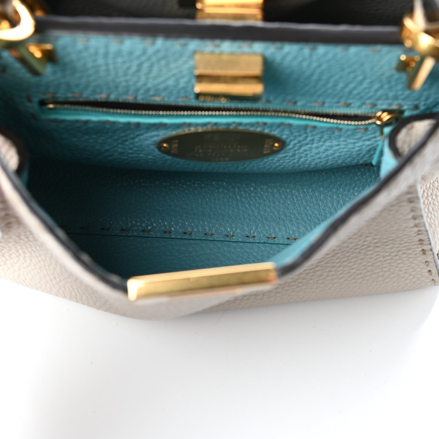 Cuoio Romano Selleria Medium Peekaboo Iconic Essentially Satchel Latte Laguna Tortora