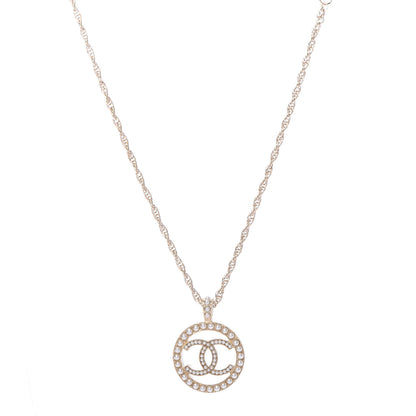 Chanel Pearl CC Round Pendant Necklace Gold 1 of 6