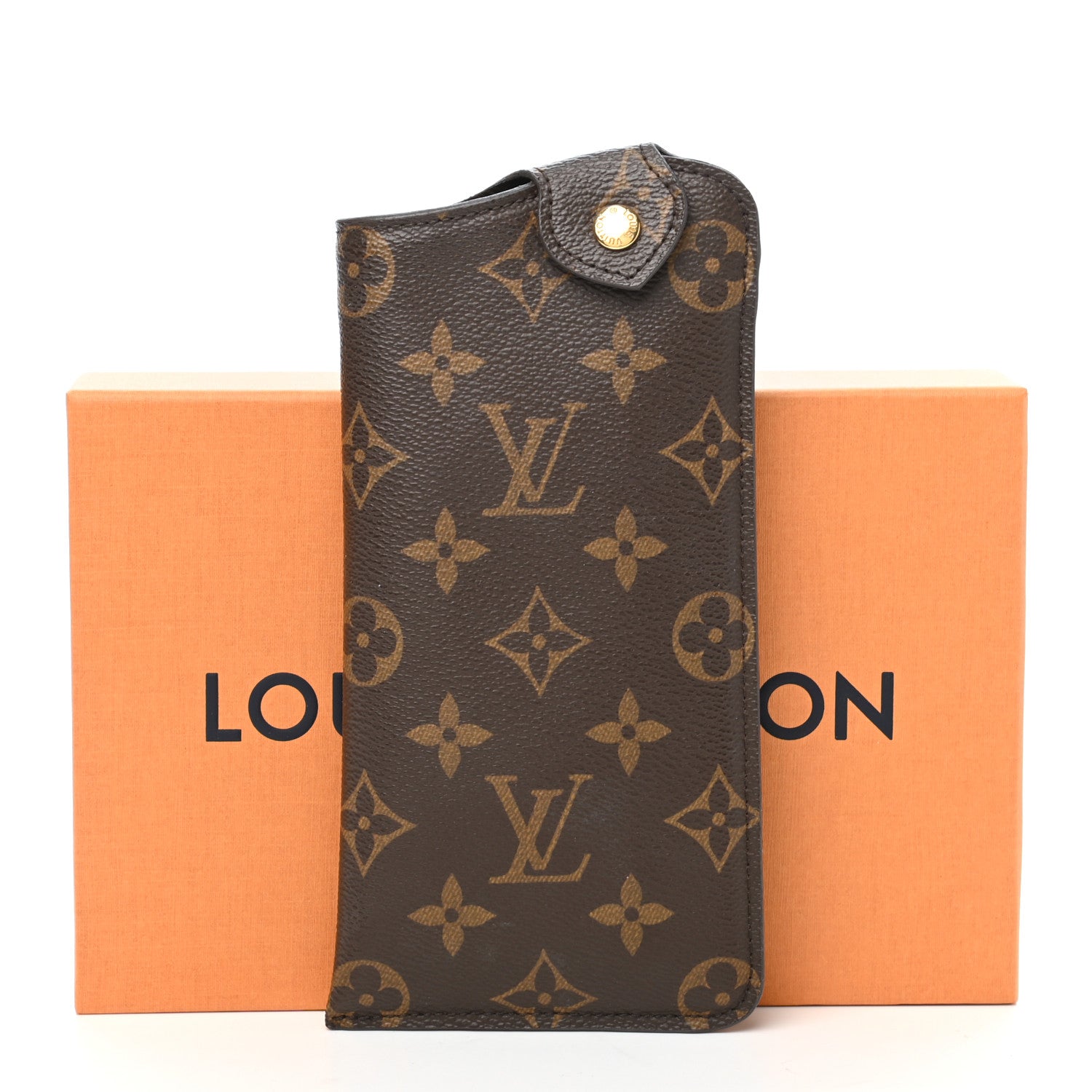 Louis Vuitton Monogram Sunglasses Case MM 7 of 7