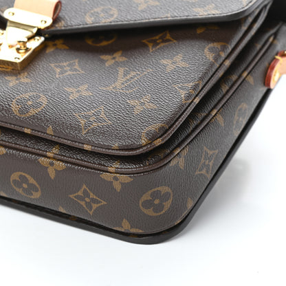 Louis Vuitton Monogram Pochette Metis 9 of 9