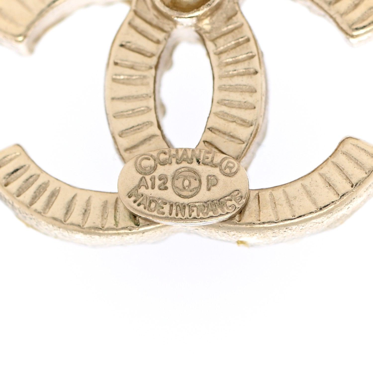 Chanel Pearl CC Earrings Light Gold 3 of 5