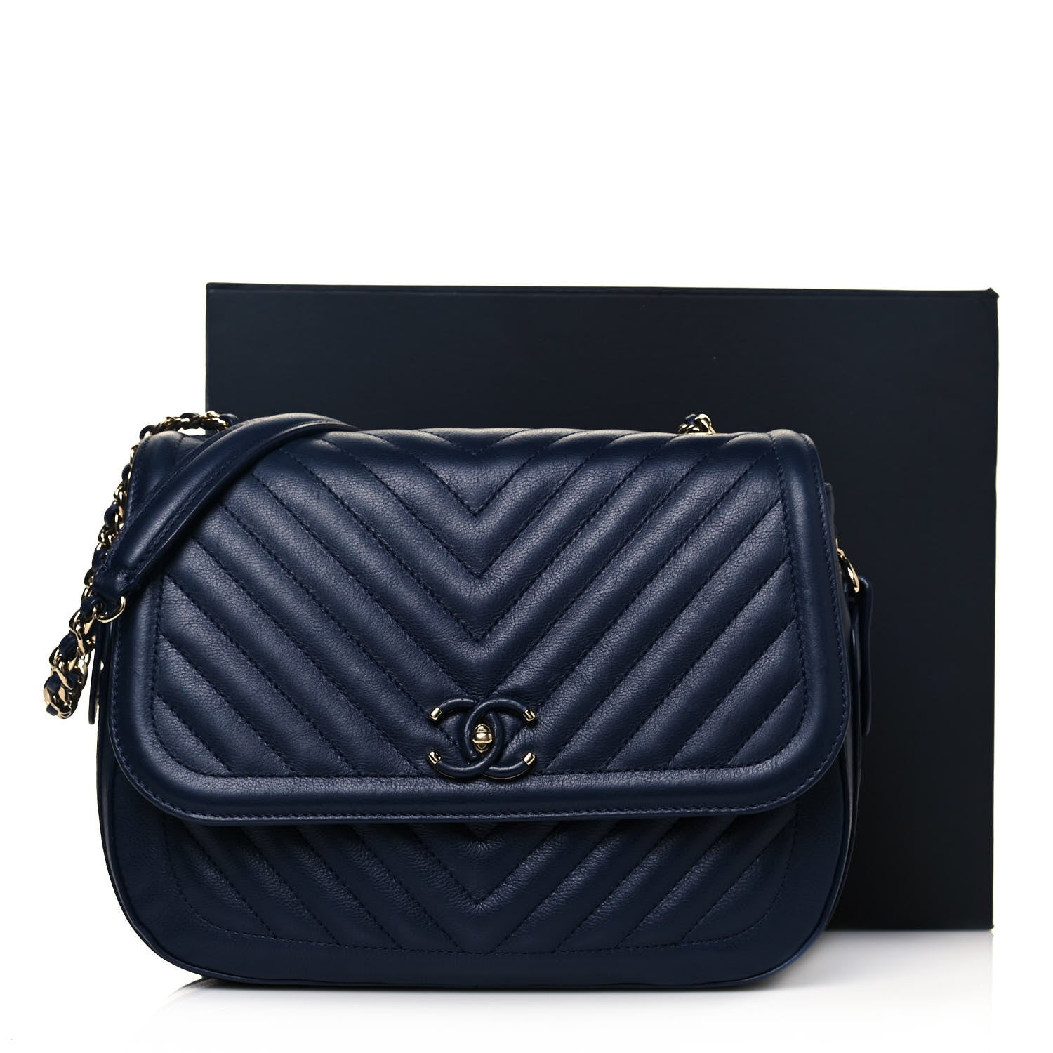 Chanel Calfskin Chevron Quilted Messenger Flap Navy 20 of 20