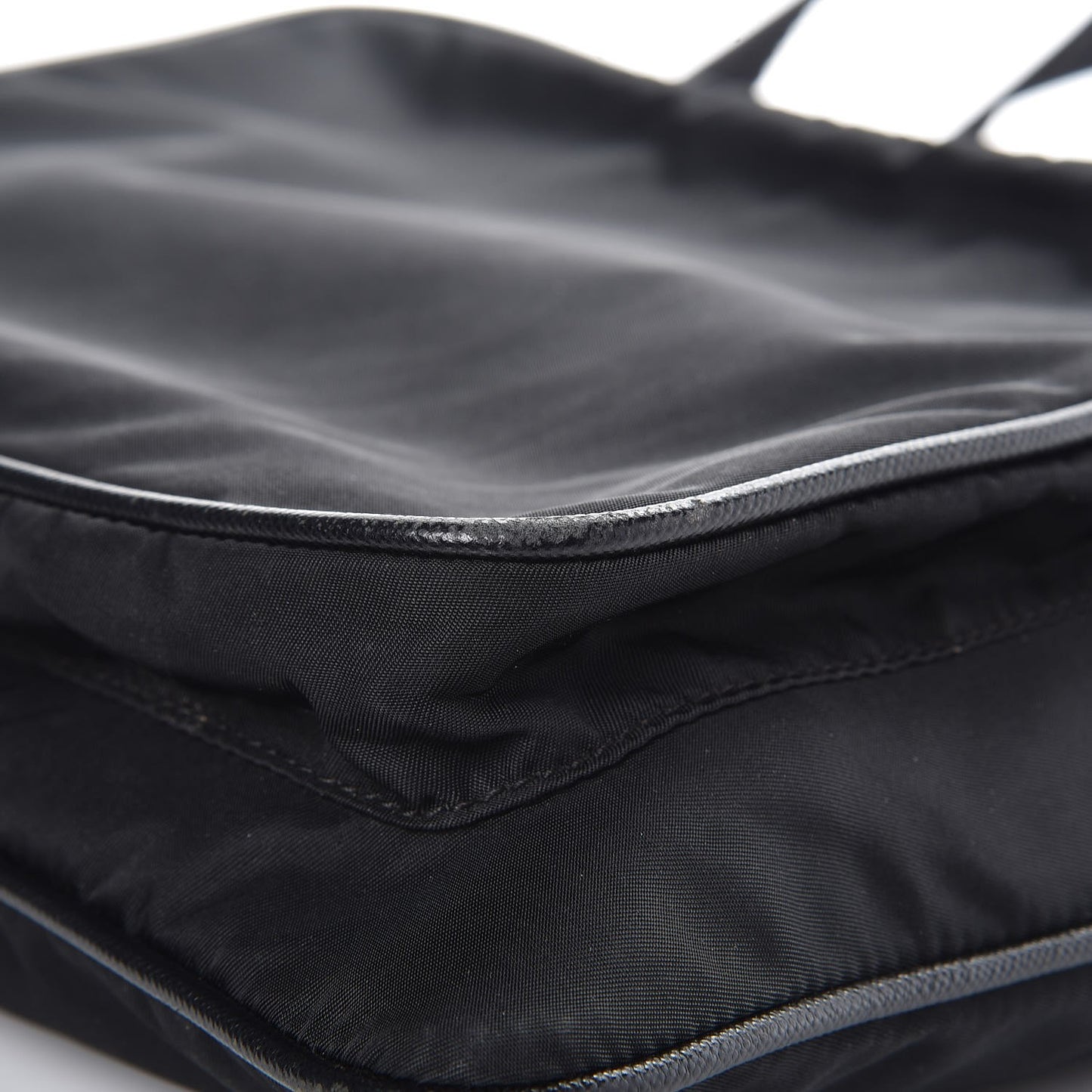 Tessuto Nylon Flat Messenger Bag Black