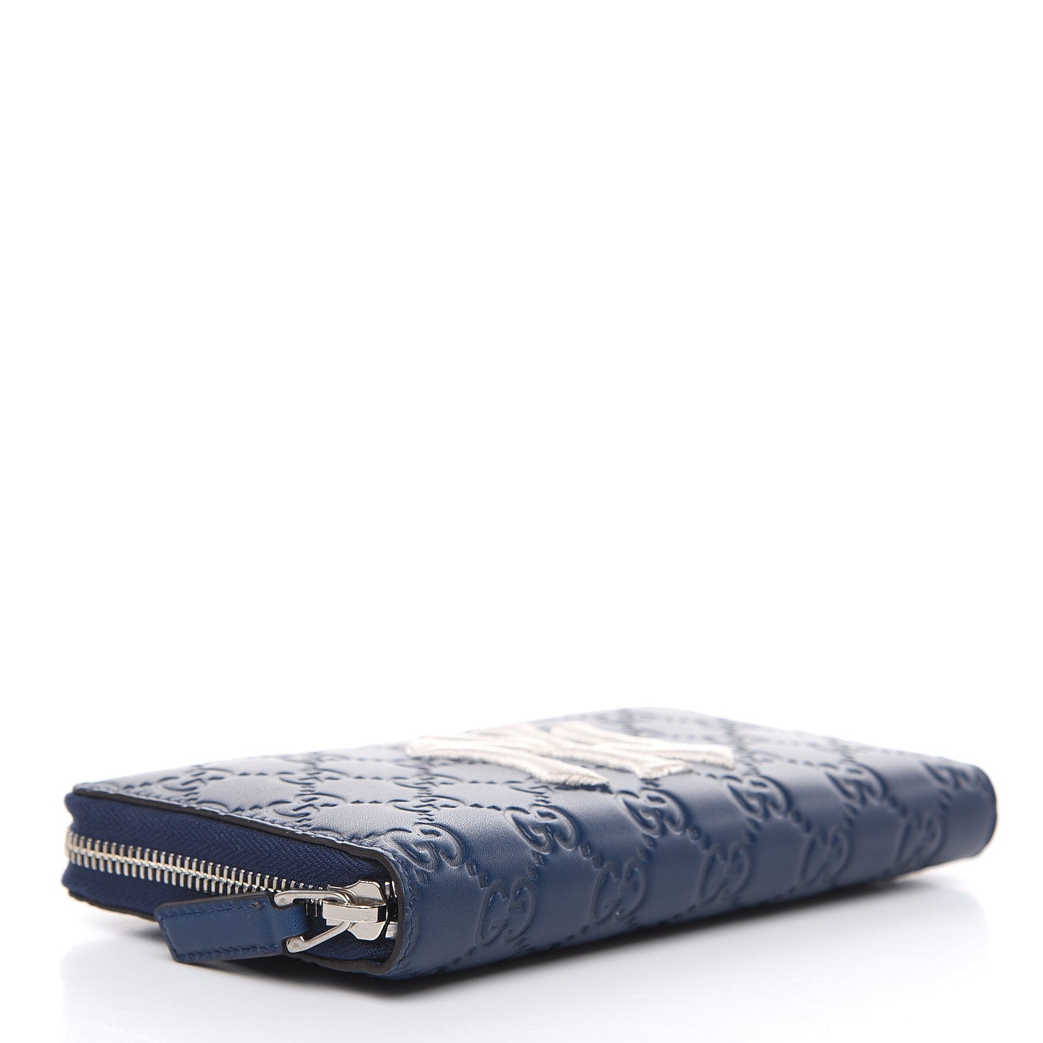 Gucci X MLB Guccissima Signature NY Yankees Embroidered Zip Around Wallet Royale Ivory 4 of 9