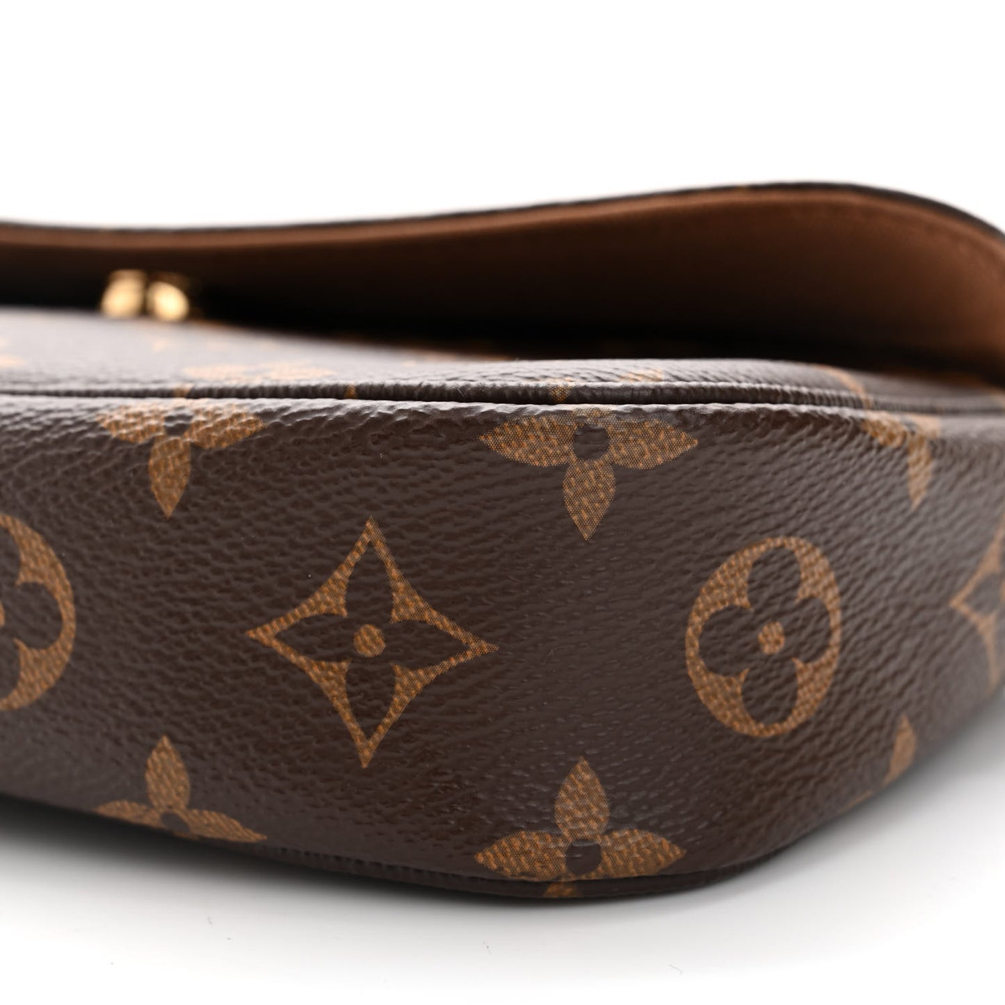 Monogram Ivy Wallet On Chain