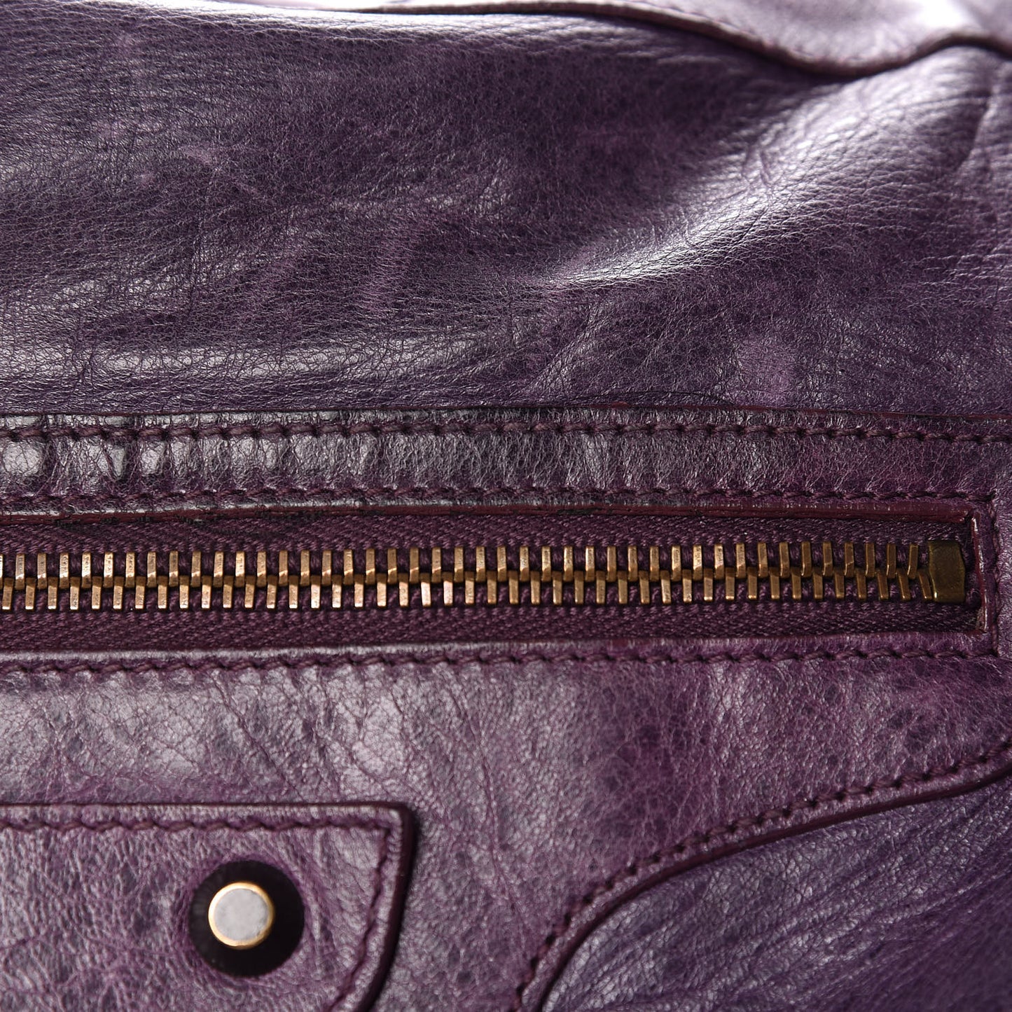 Agneau Classic Hardware Day Hobo Raisin