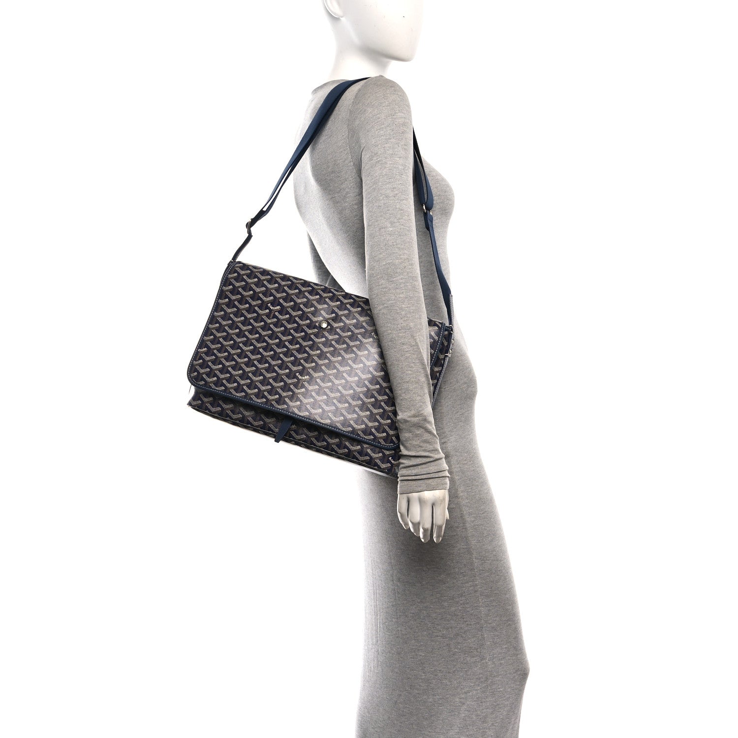 Goyard Goyardine Capetien Messenger Bag Navy 2 of 11