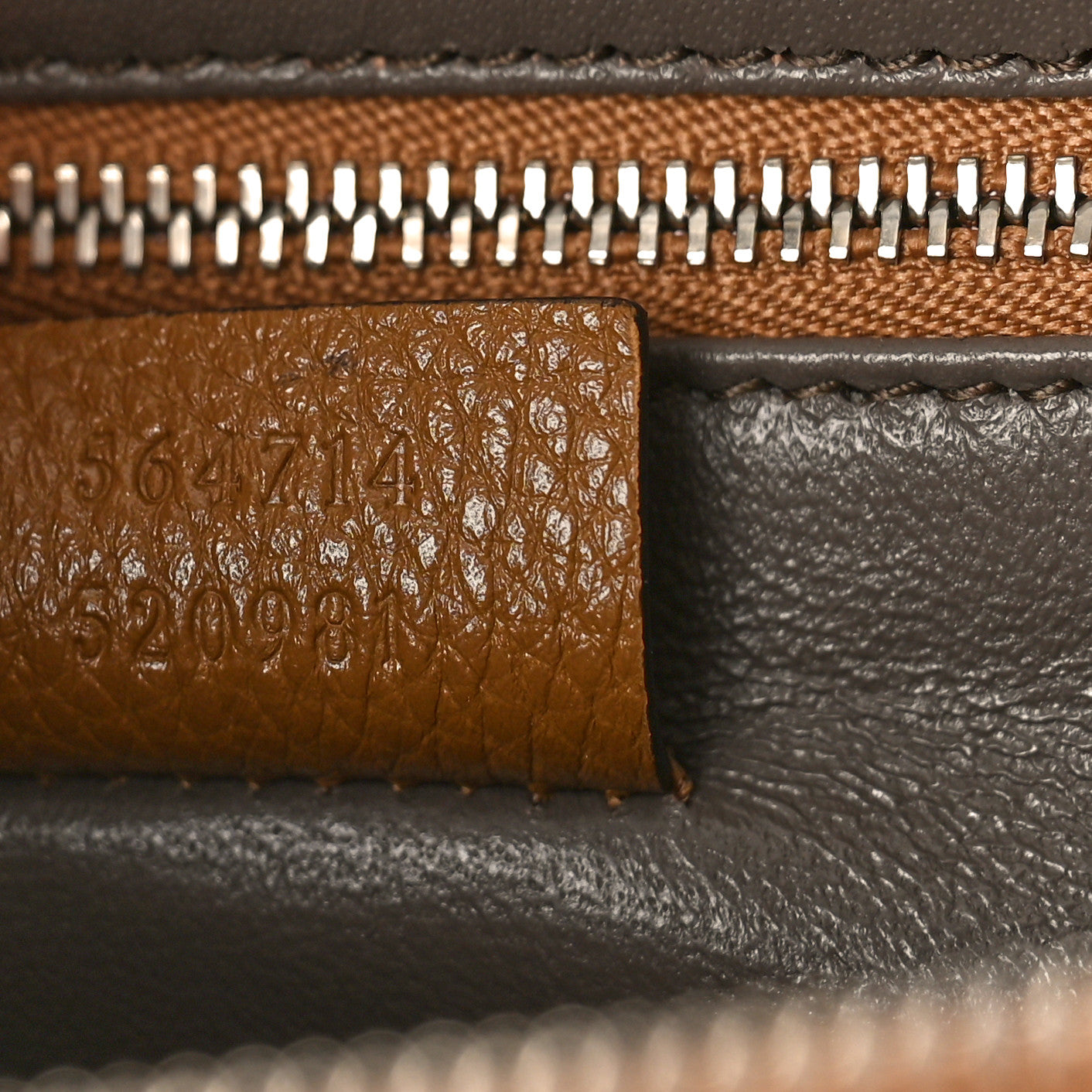 Grainy Calfskin Medium Zumi Top Handle Bag Friky Taupe