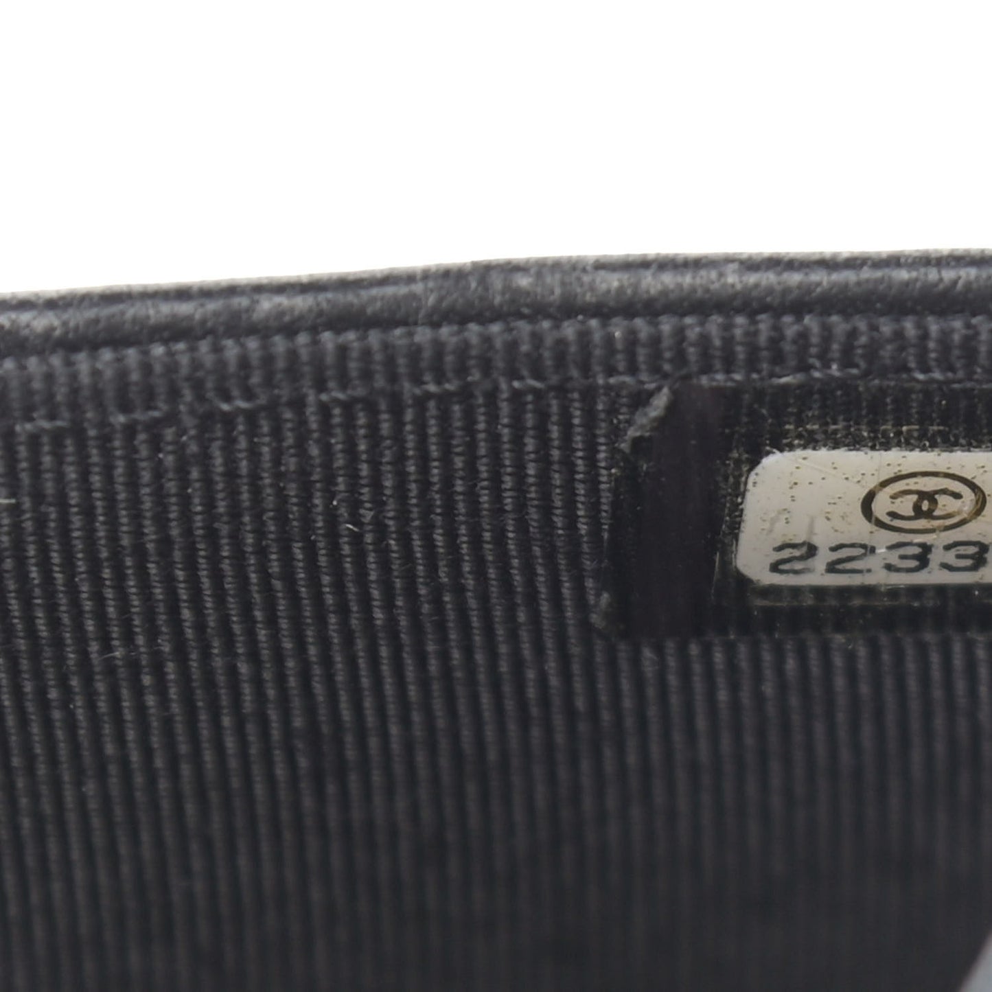 Lambskin Quilted Wallet On Chain WOC Black