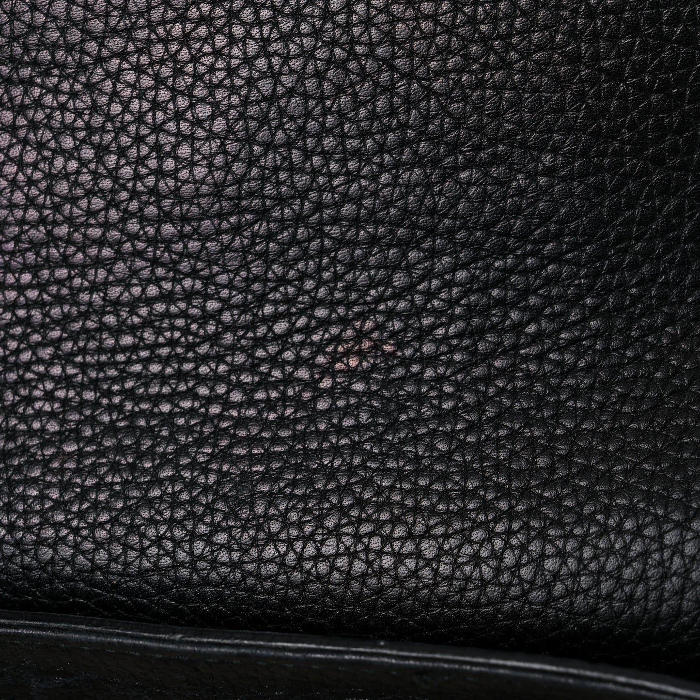 Pebbled Calfskin Medium Soho Flap Crossbody Black