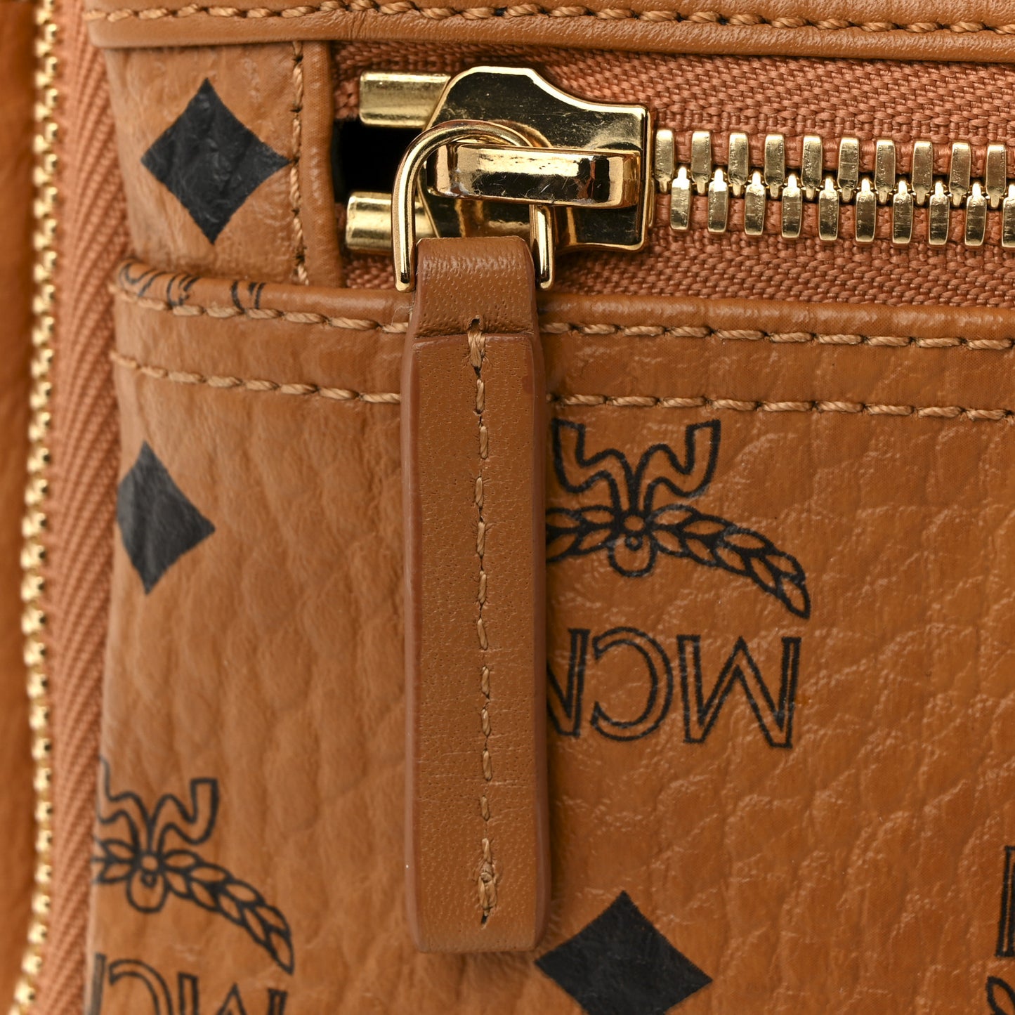 Visetos Studded Small Dual Stark Backpack Cognac