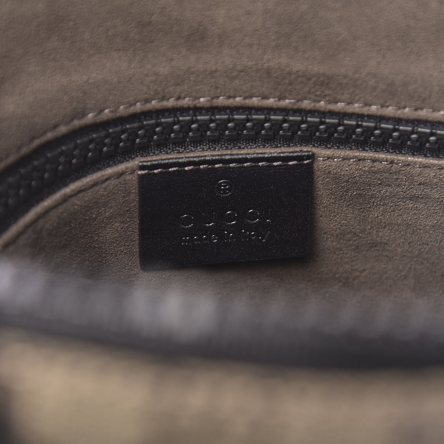 Gucci GG Supreme Monogram Flat Messenger Bag Black 6 of 10