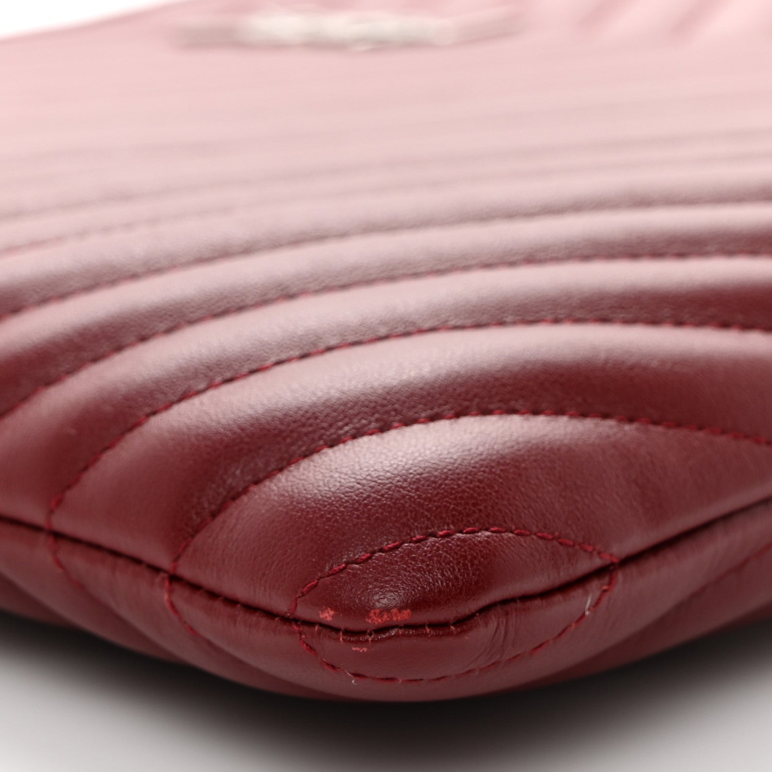 Saint Laurent Calfskin Matelasse Chevron Monogram Document Holder Rouge Legion 9 of 12