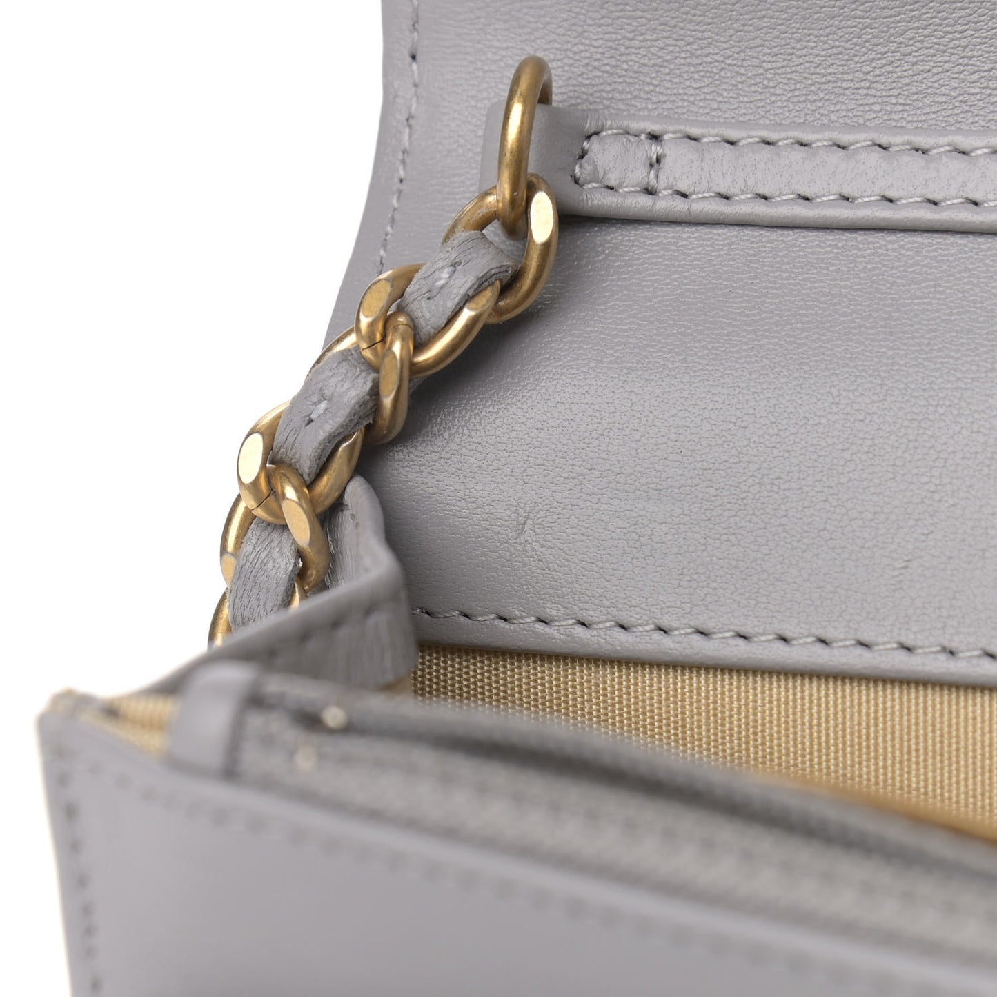 Lambskin Quilted CC Pearl Crush Wallet on Chain WOC Grey