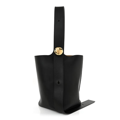 Loewe Smooth Calfskin Medium Pebble Bucket Bag Black 1 of 13
