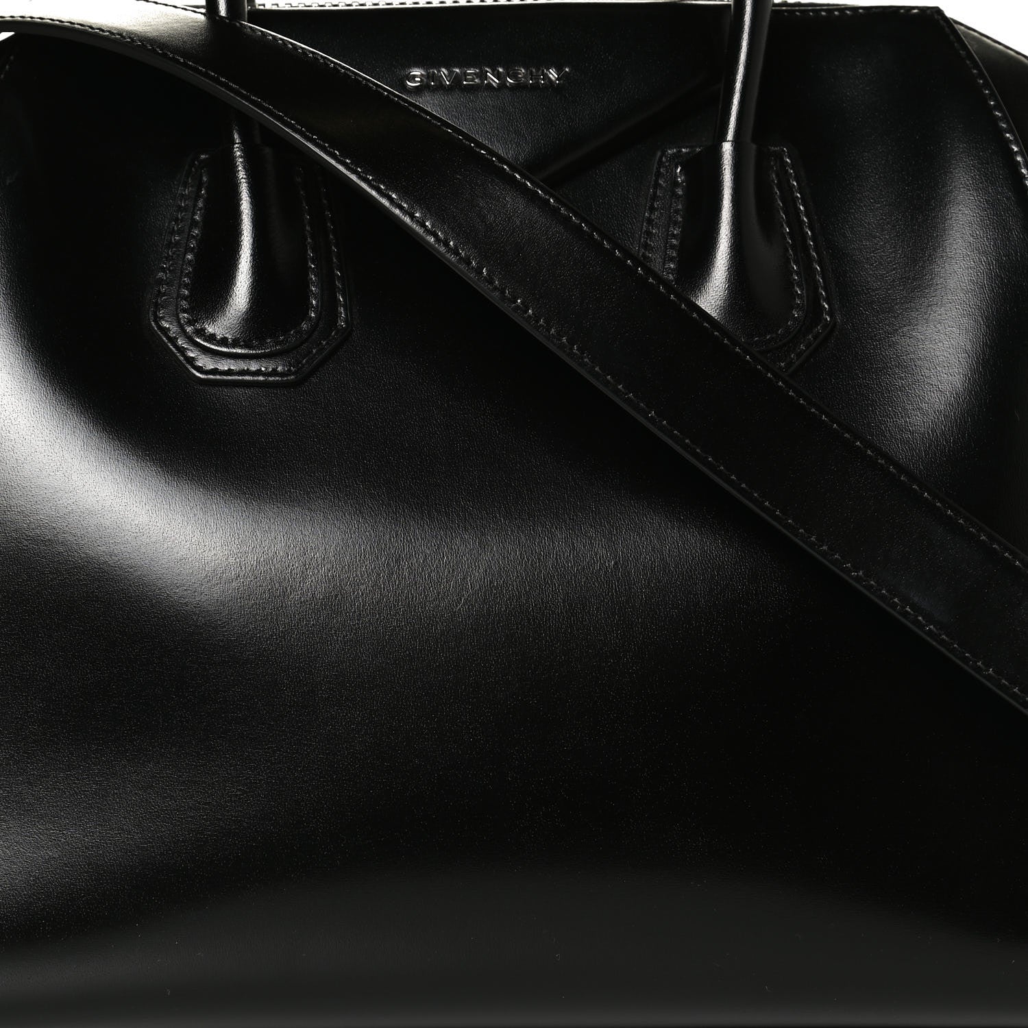 Givenchy Shiny Lord Calfskin Medium Antigona Black 8 of 10