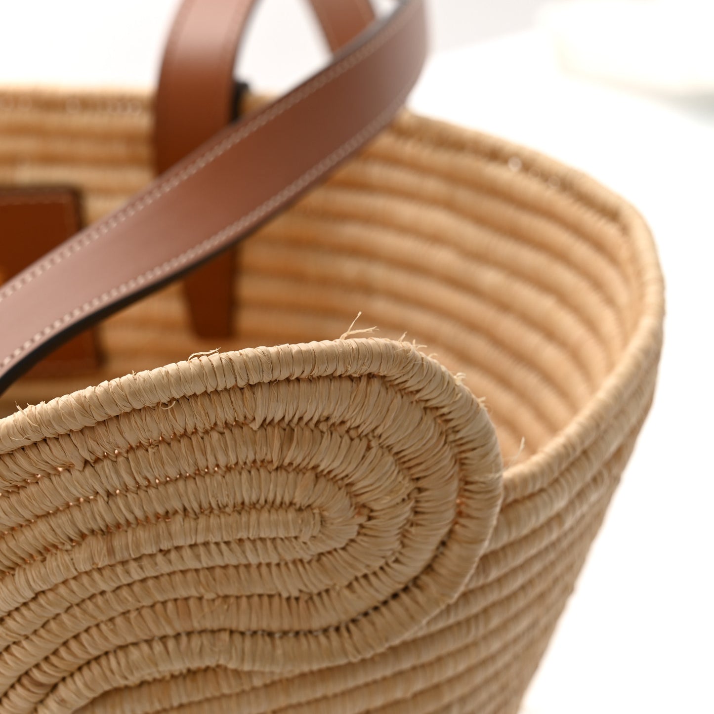 Braided Raffia Calfskin Triomphe Small Panier Tan