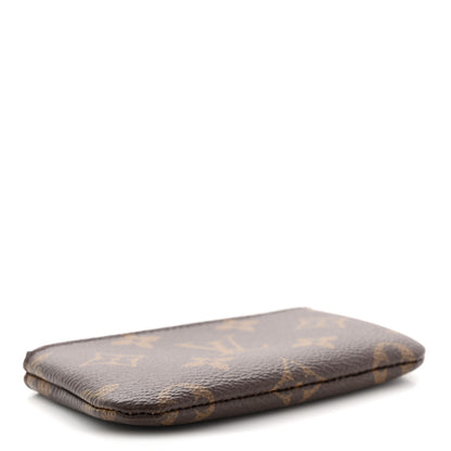 Louis Vuitton Monogram Key Pouch 4 of 9