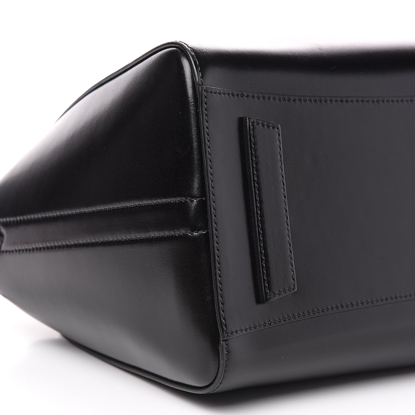 Shiny Lord Calfskin Medium Antigona Black
