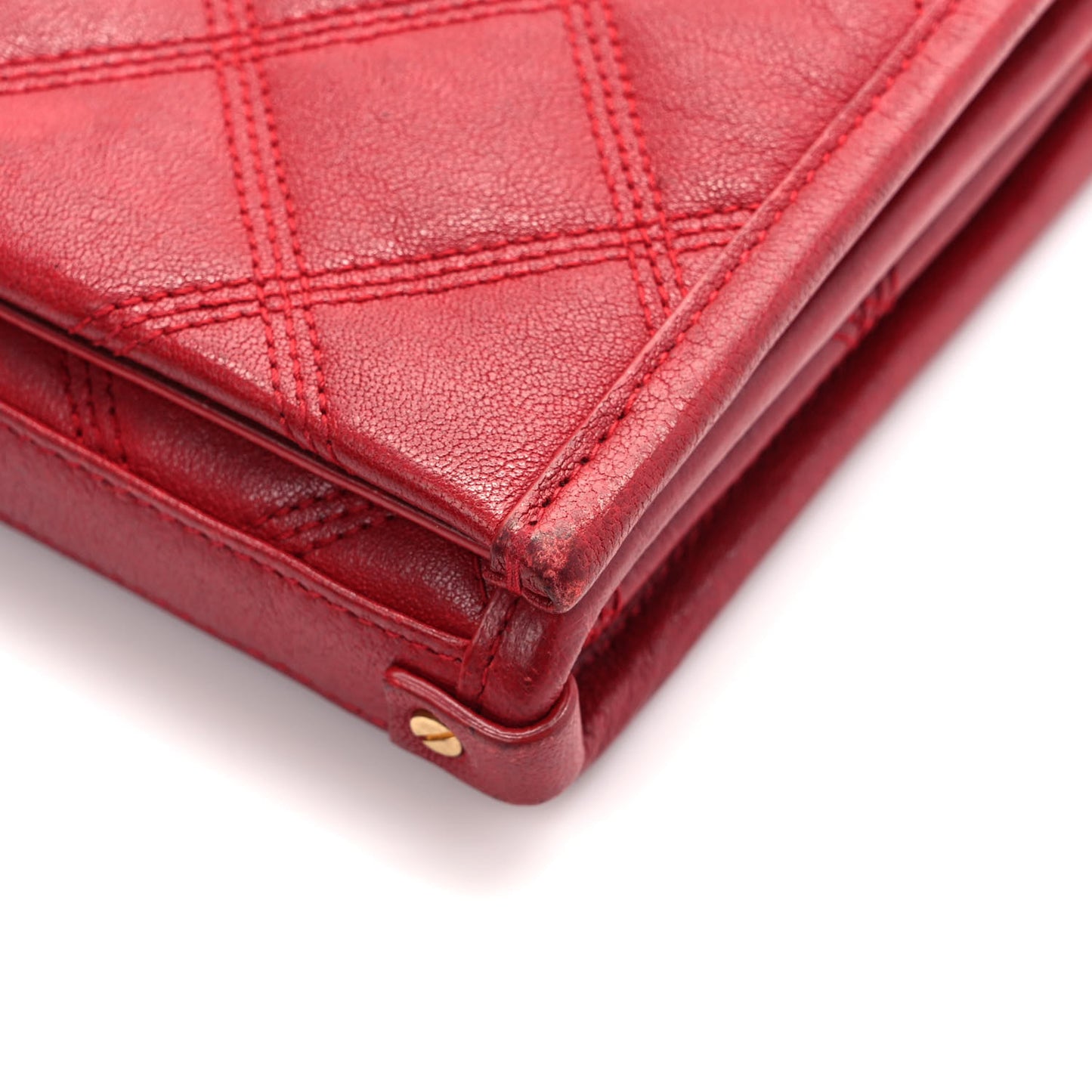 Lambskin Diamond Quilted Becky Chain Wallet Rouge Eros