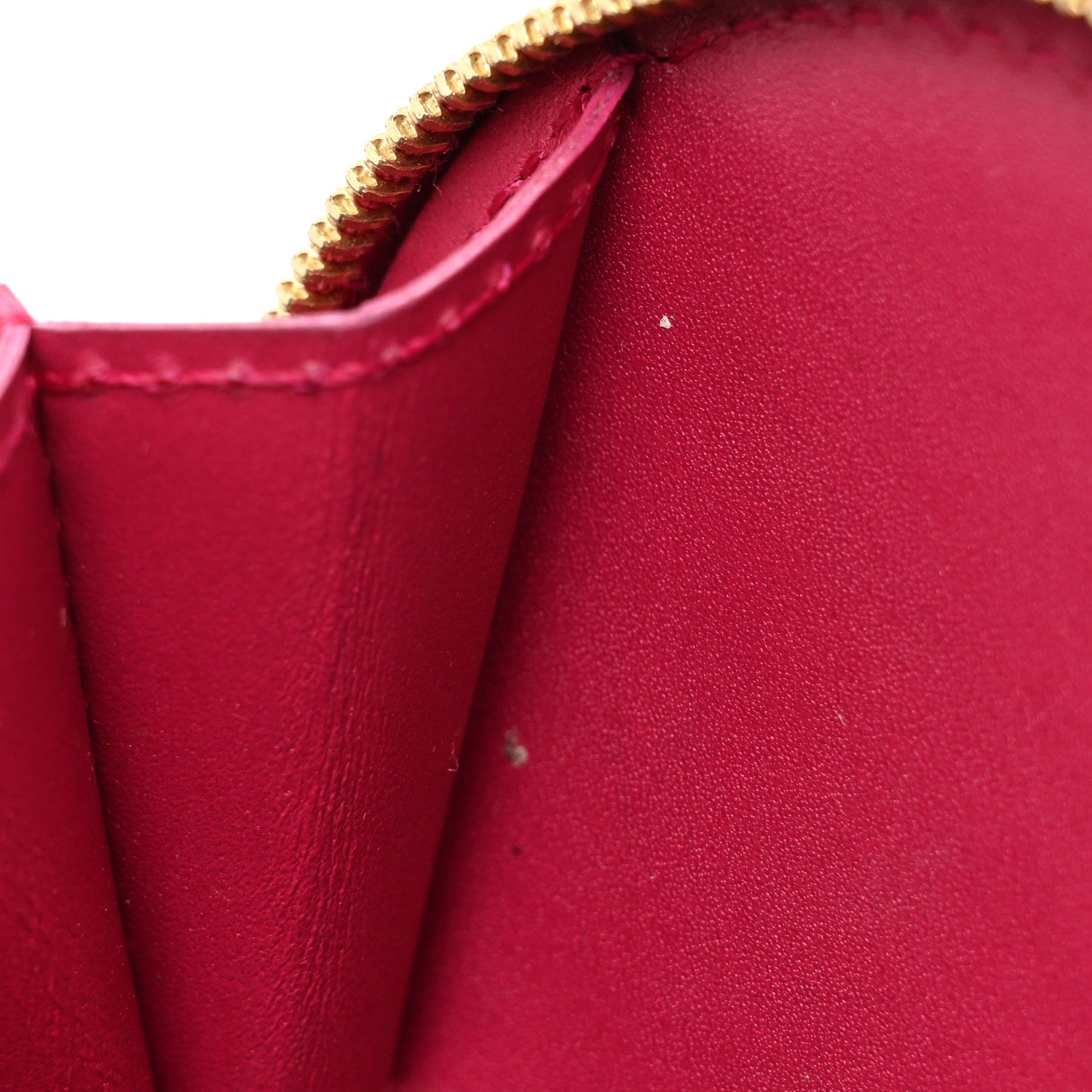 Louis Vuitton Vernis Heart Coin Purse Rose Indien 8 of 12