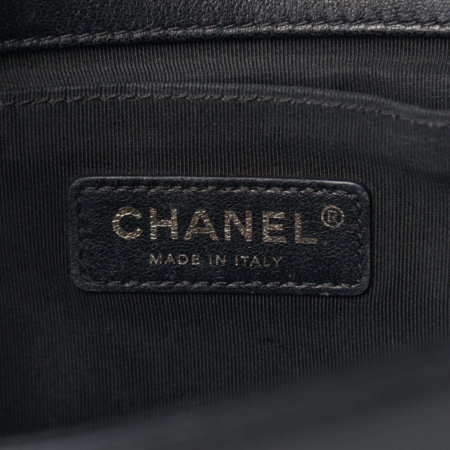 Calfskin Chevron Quilted Medium Boy Flap Black