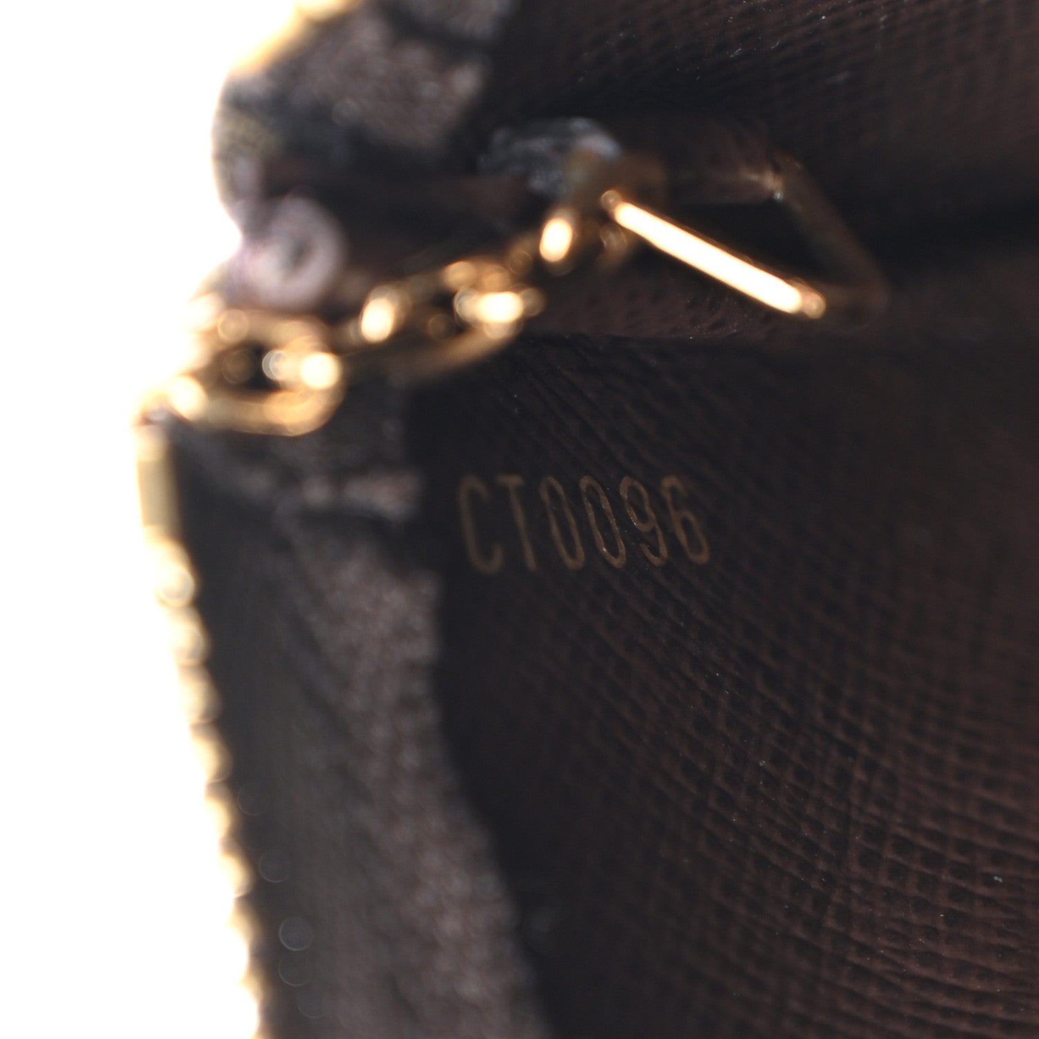 Louis Vuitton Mini Lin Key Pouch Ebene 7 of 7