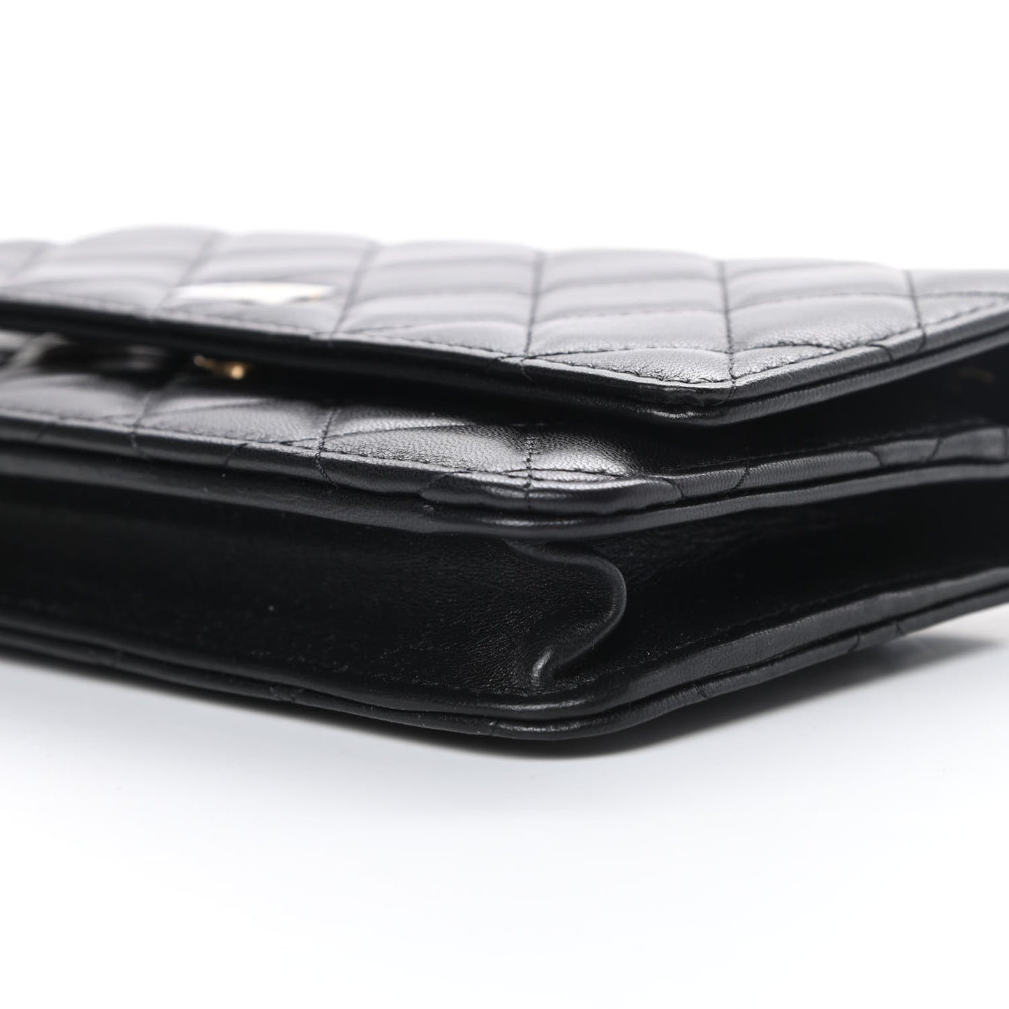 Lambskin Quilted Wallet On Chain WOC Black