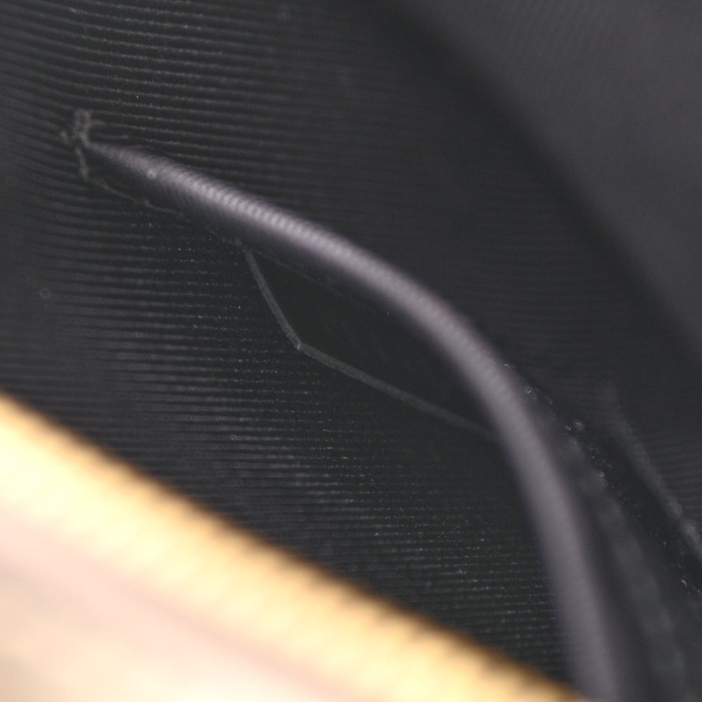 Vernis Belt Bag Champagne Metallise