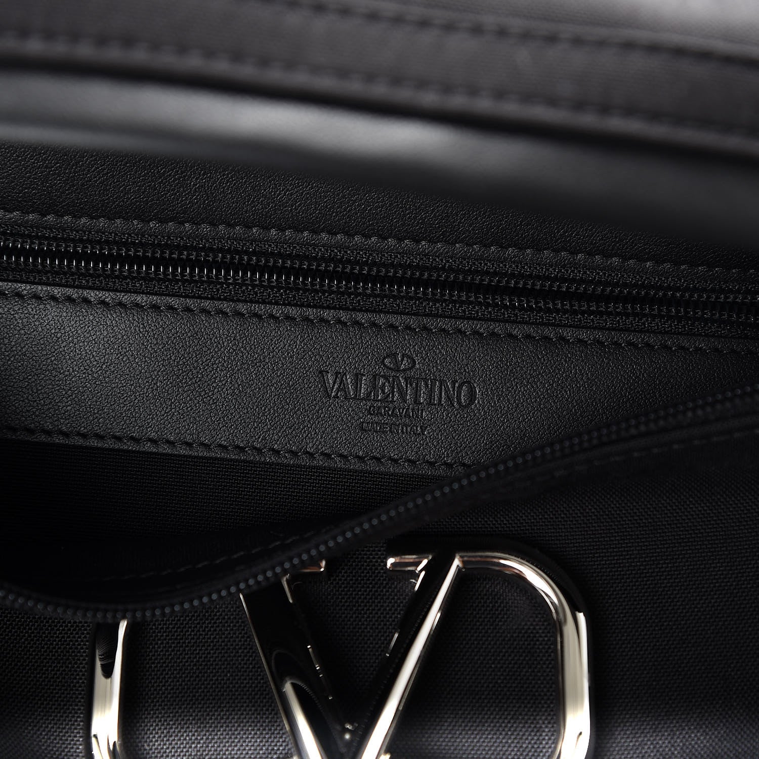 Valentino Garavani Nylon VRing Belt Bag Black 6 of 8