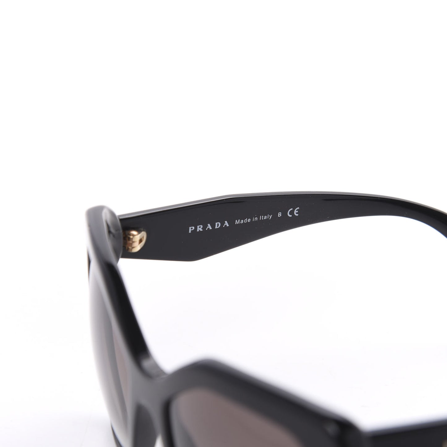 Sunglasses SPR 16R Black