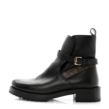 Louis Vuitton Calfskin Monogram Discovery Flat Ankle Boots 38 Black 1 of 10