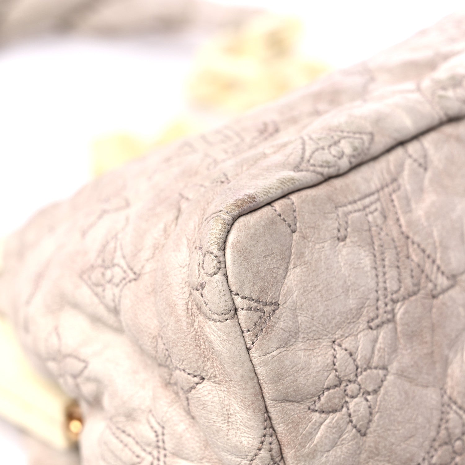 Louis Vuitton Lambskin Olympe Nimbus Cirrus Ecru 8 of 13