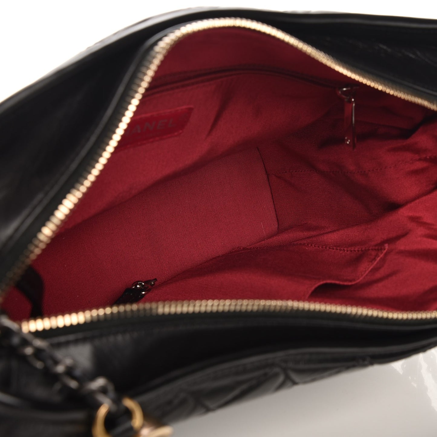 Aged Calfskin Quilted Medium Gabrielle Hobo Black