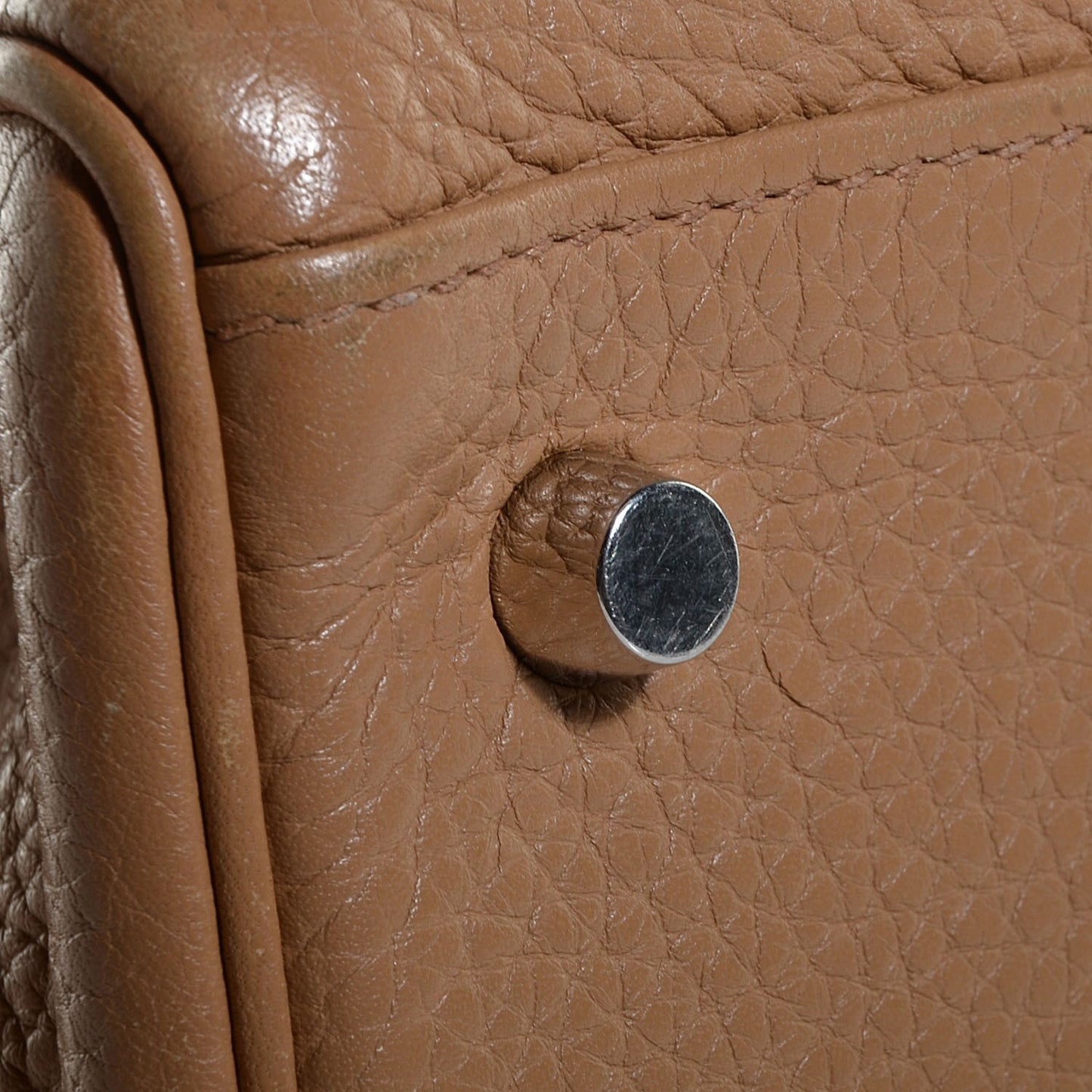 Taurillon Clemence Kelly Retourne 40 Tabac Camel