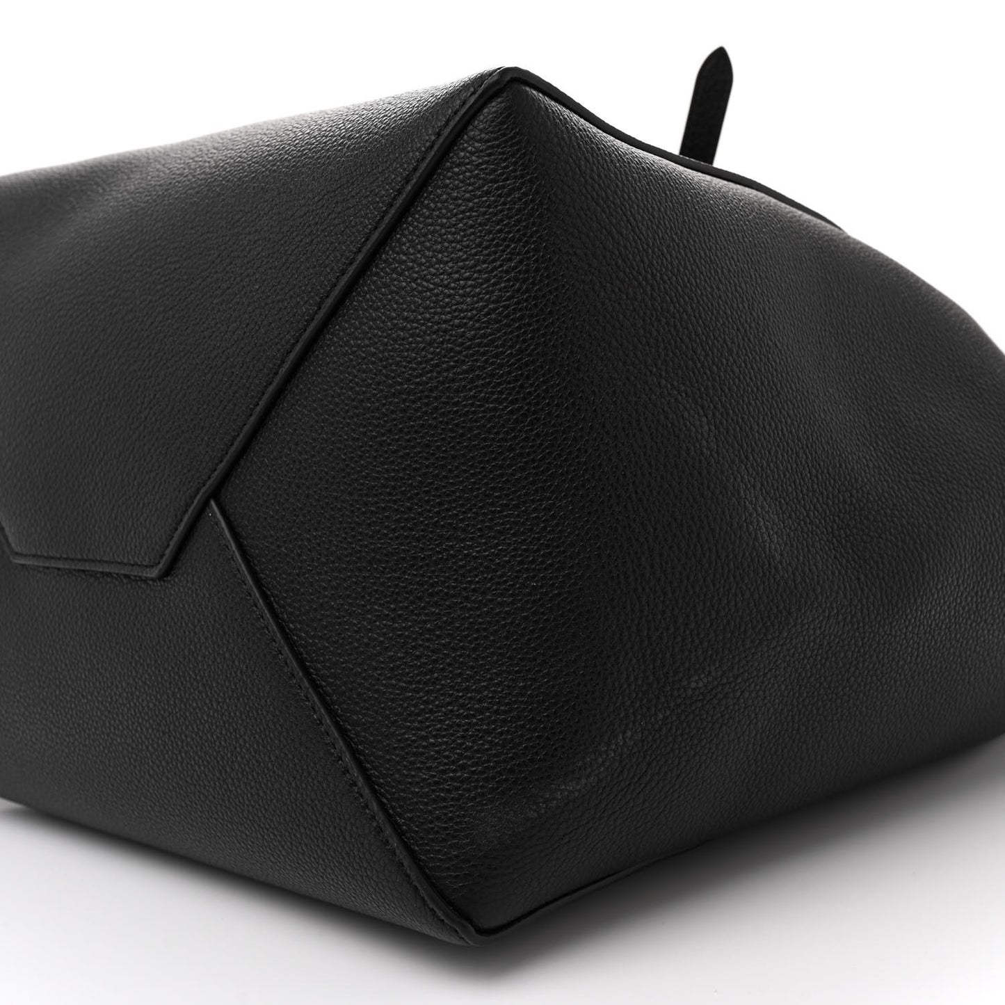 Soft Grained Calfskin Small Belt Cabas Phantom Black