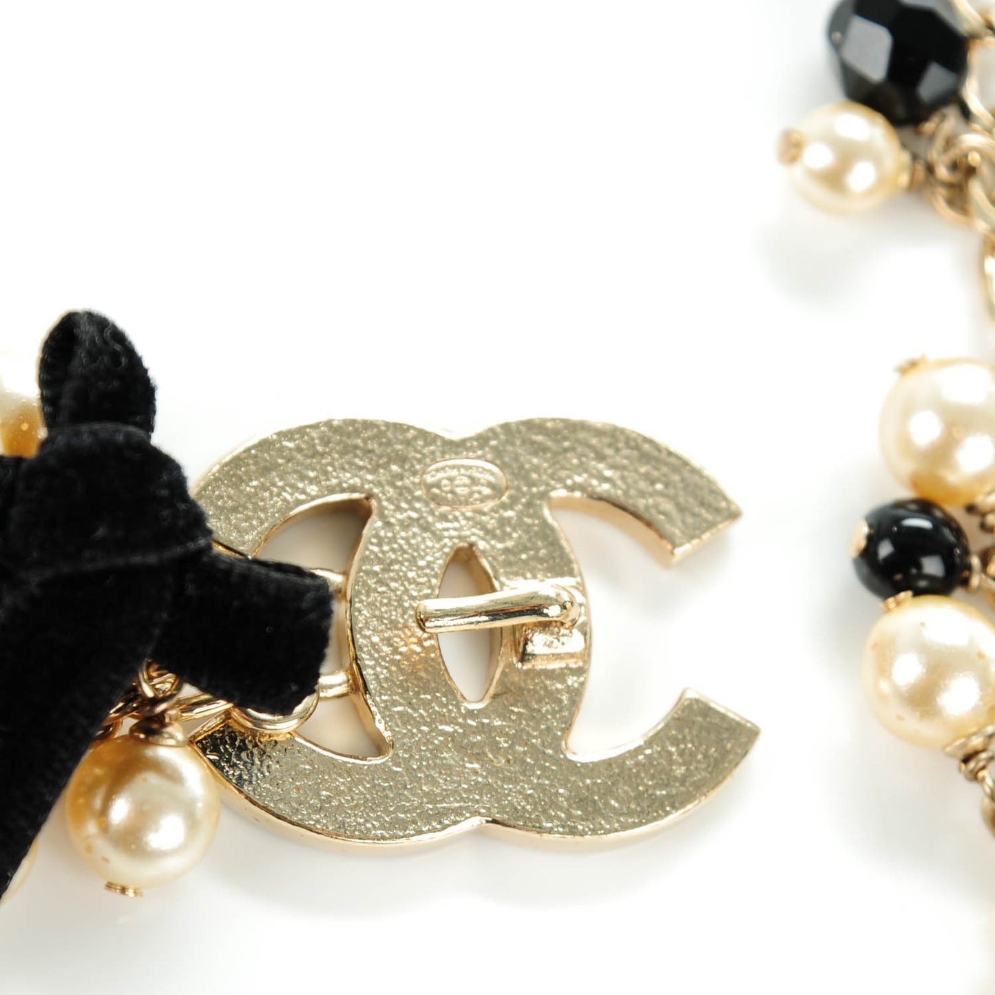 Painted Pearl Beaded Enamel CC Belt Black