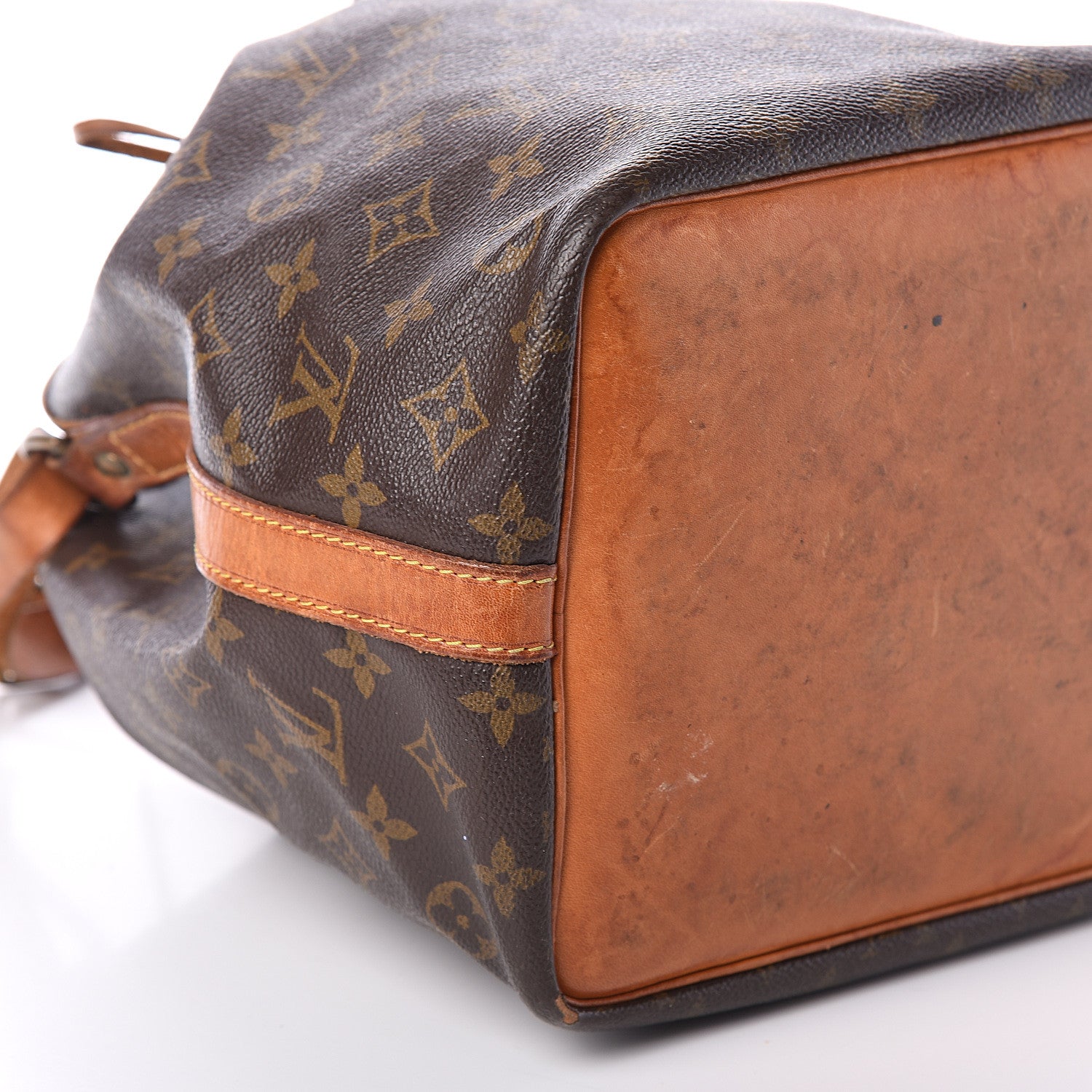 Louis Vuitton Monogram Petit Noe 7 of 8