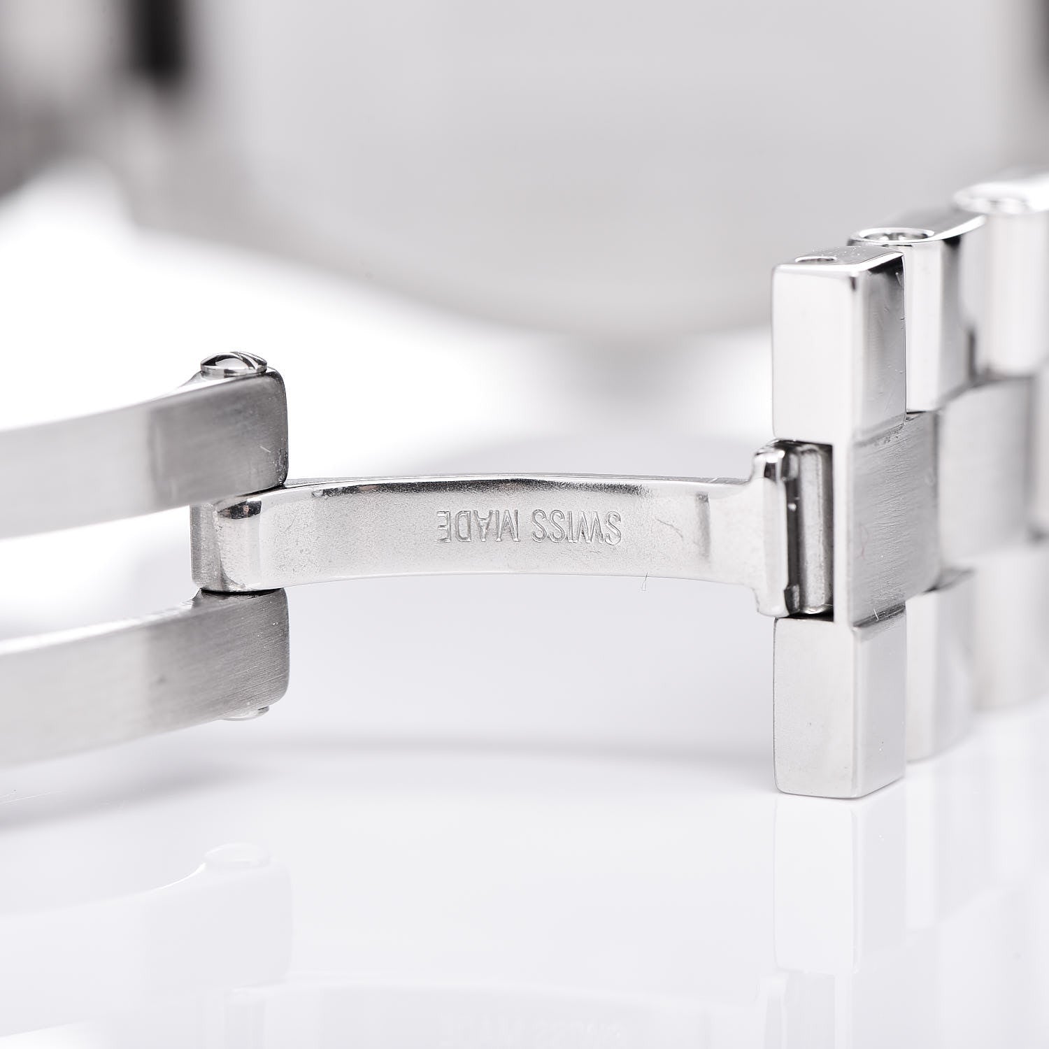 Cartier Stainless Steel 31mm Roadster Quartz Watch 7 of 9