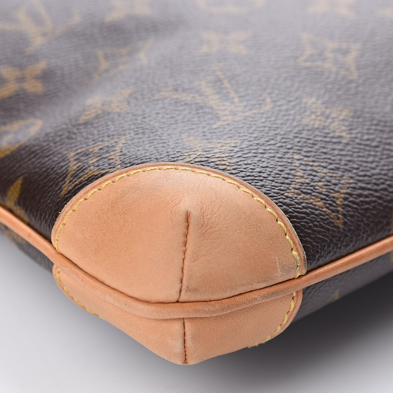 Louis Vuitton Monogram Sac Coussin GM 9 of 9