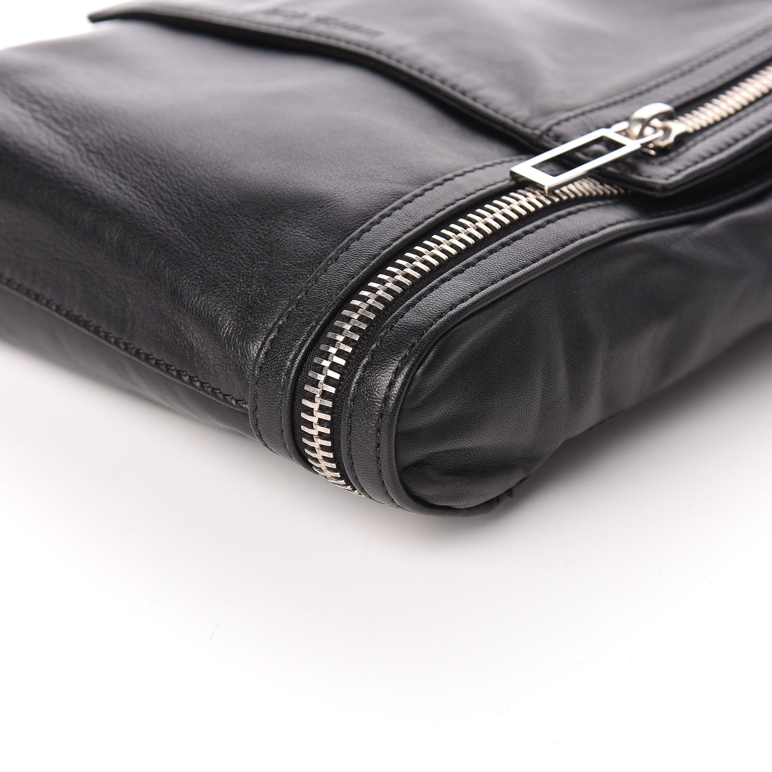 Christian Dior HOMME Calfskin Zip Messenger Black 6 of 10