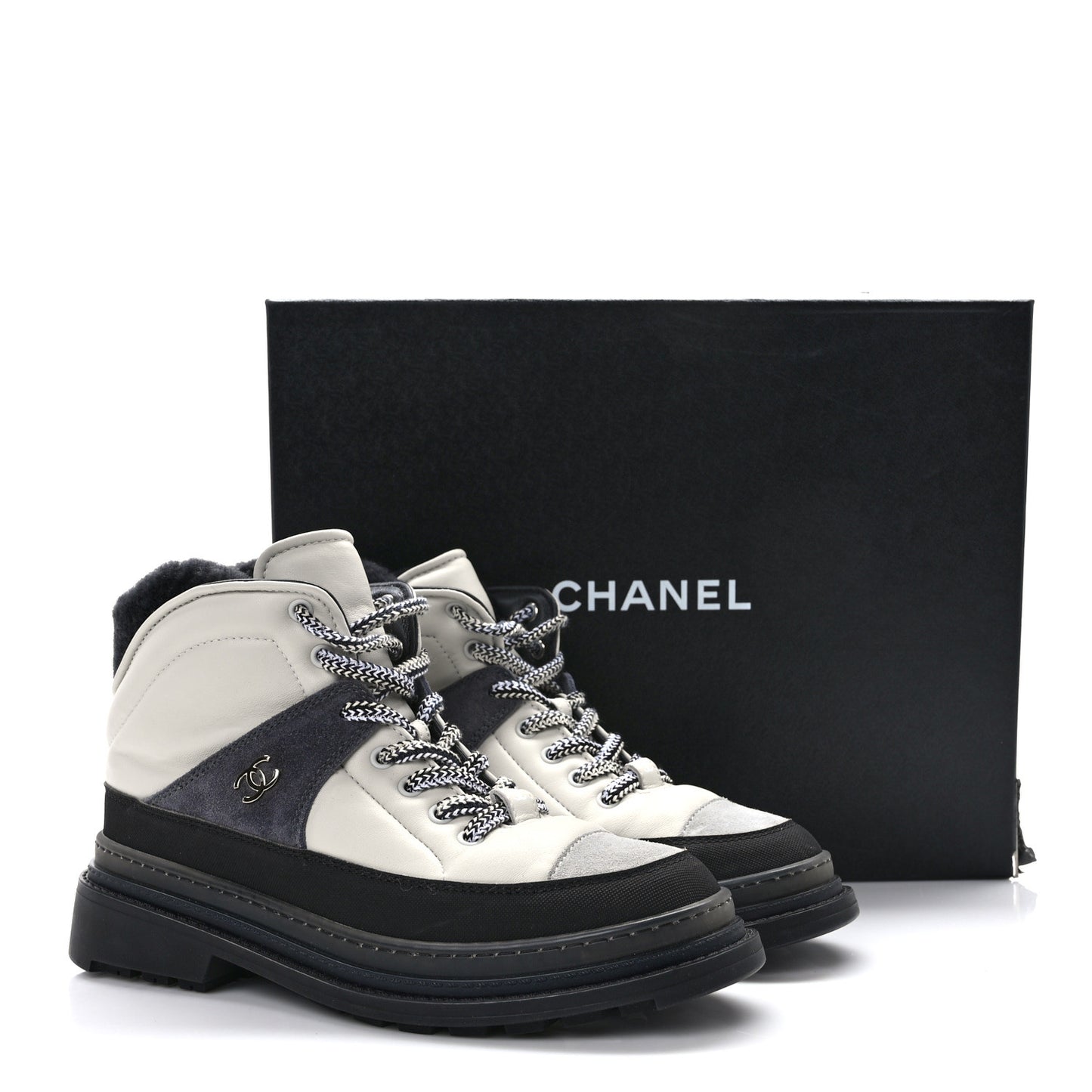 Lambskin Shearling Suede CC High Lace Up Boots 39 Grey Black