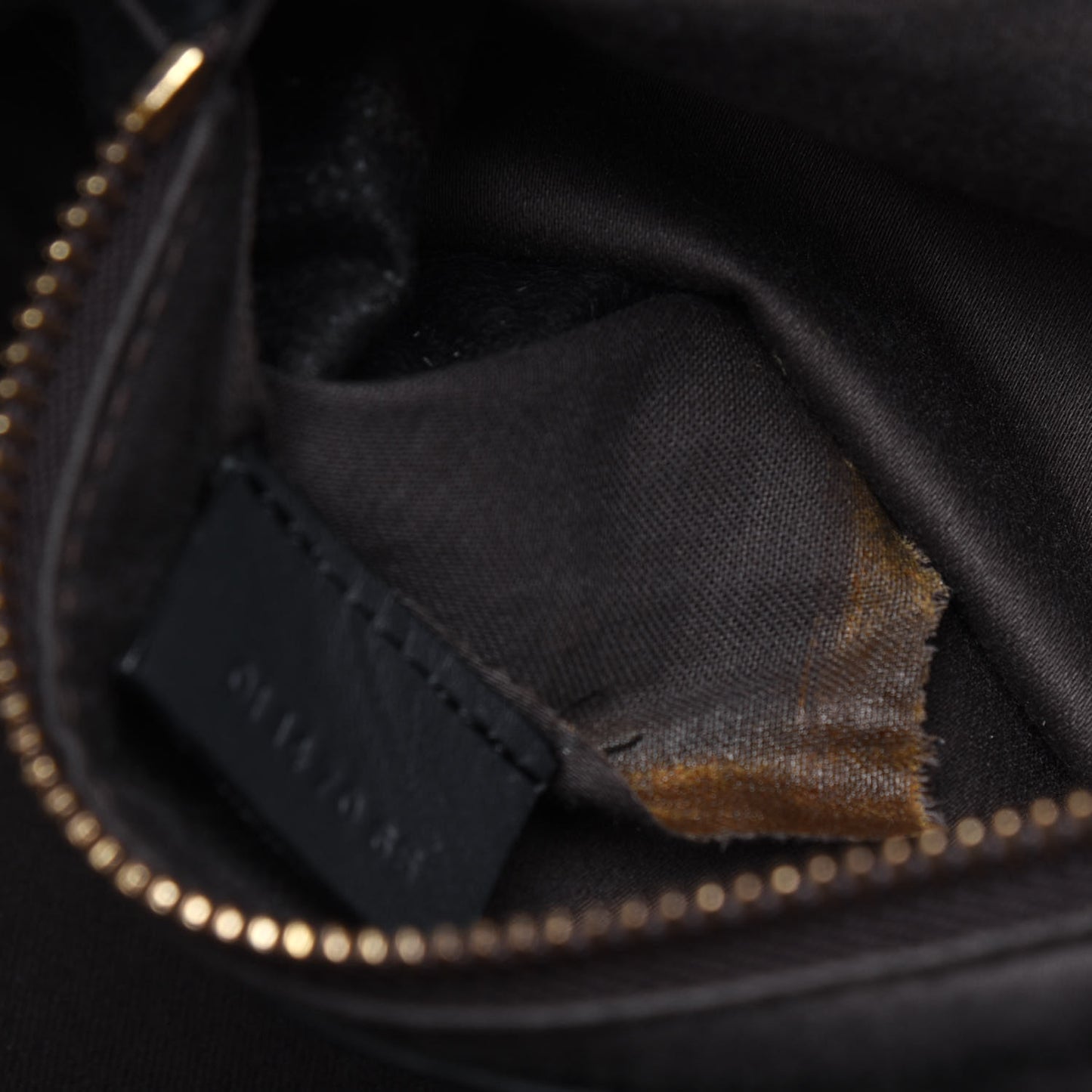 Smooth Calfskin Medium Baylee Tote Marshmallow